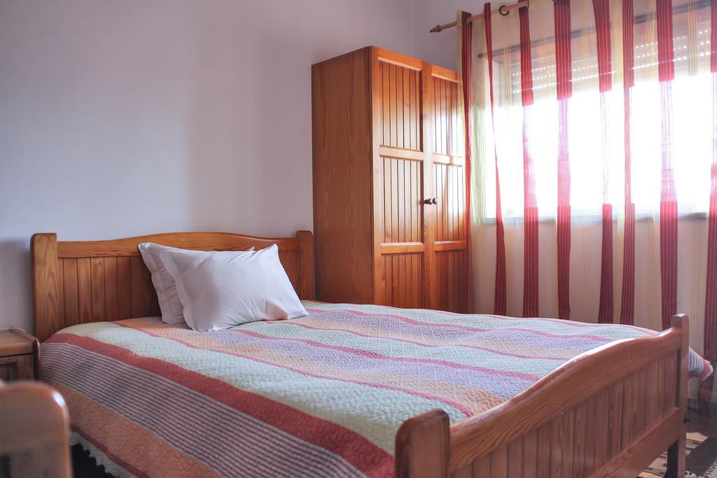 Hotel Solar Da Charneca Leiria Kamer foto