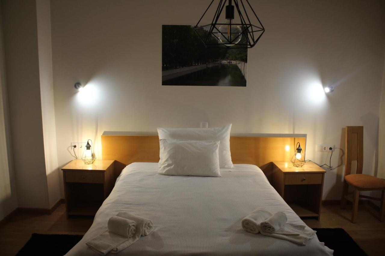 Hotel Solar Da Charneca Leiria Buitenkant foto