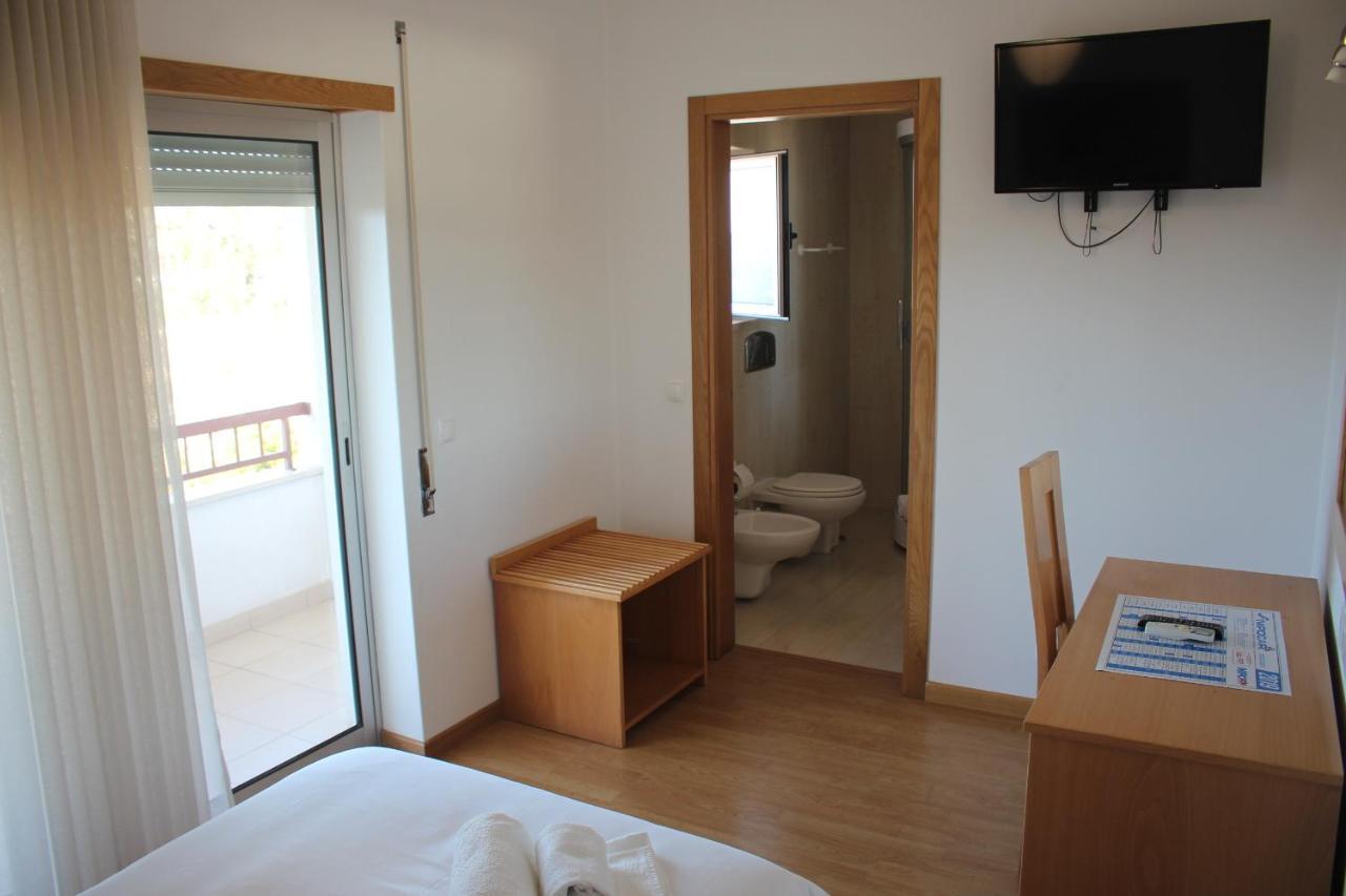 Hotel Solar Da Charneca Leiria Buitenkant foto